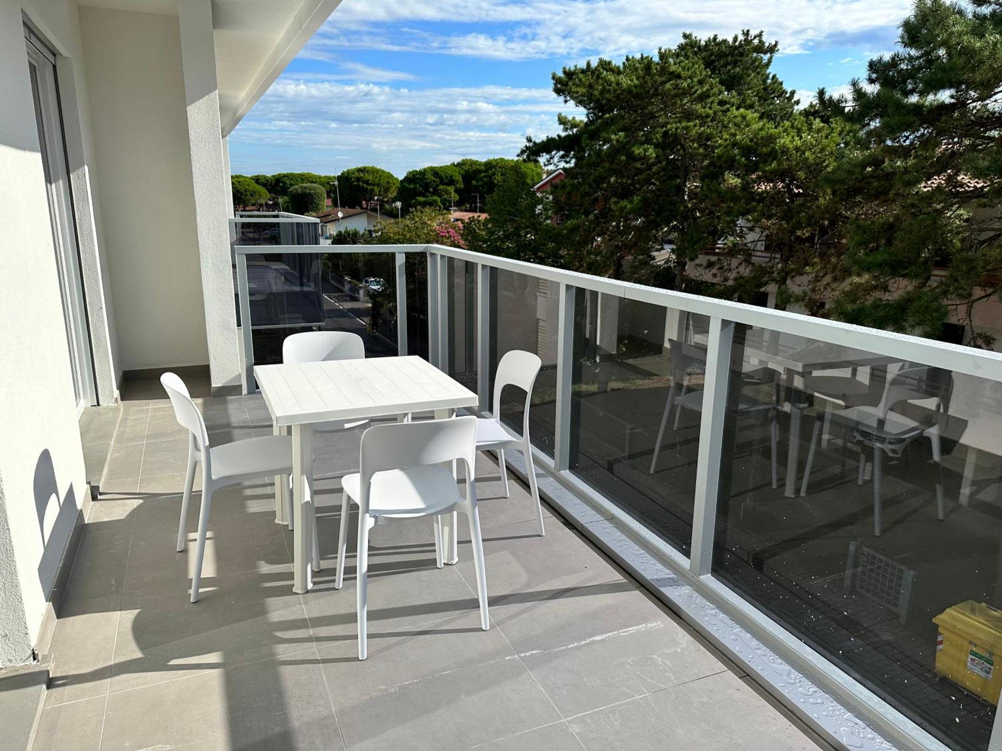 Nuovo Condominio Con Piscina E Garage Bibione Bagian luar foto