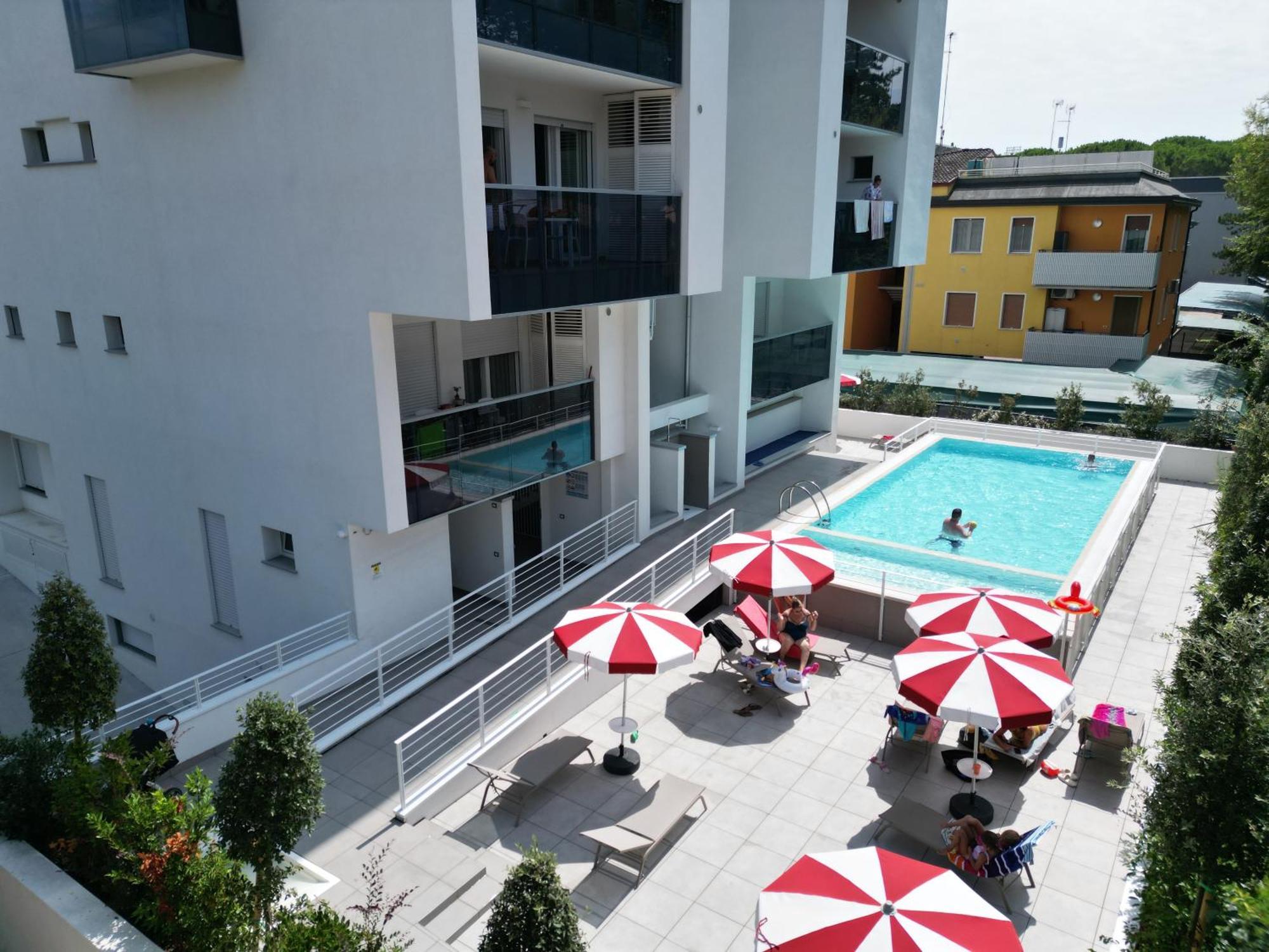 Nuovo Condominio Con Piscina E Garage Bibione Bagian luar foto